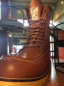 The Red Wing boot HQ in (you guessed it) Red Wing, Minnesota! This right here is the world's largest boot, which I think embodies "mildly interesting" perfectly. 
